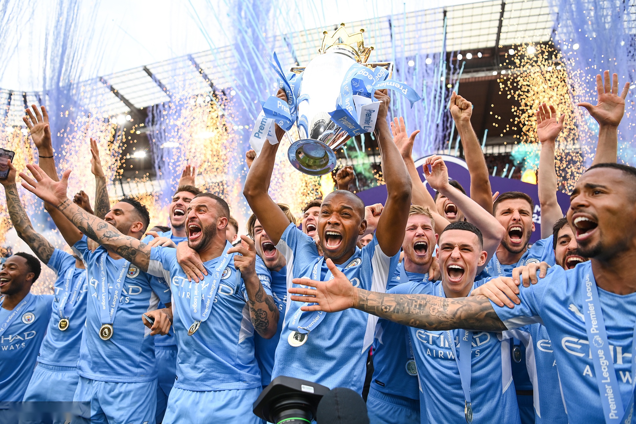 转会市场对 转会市场对