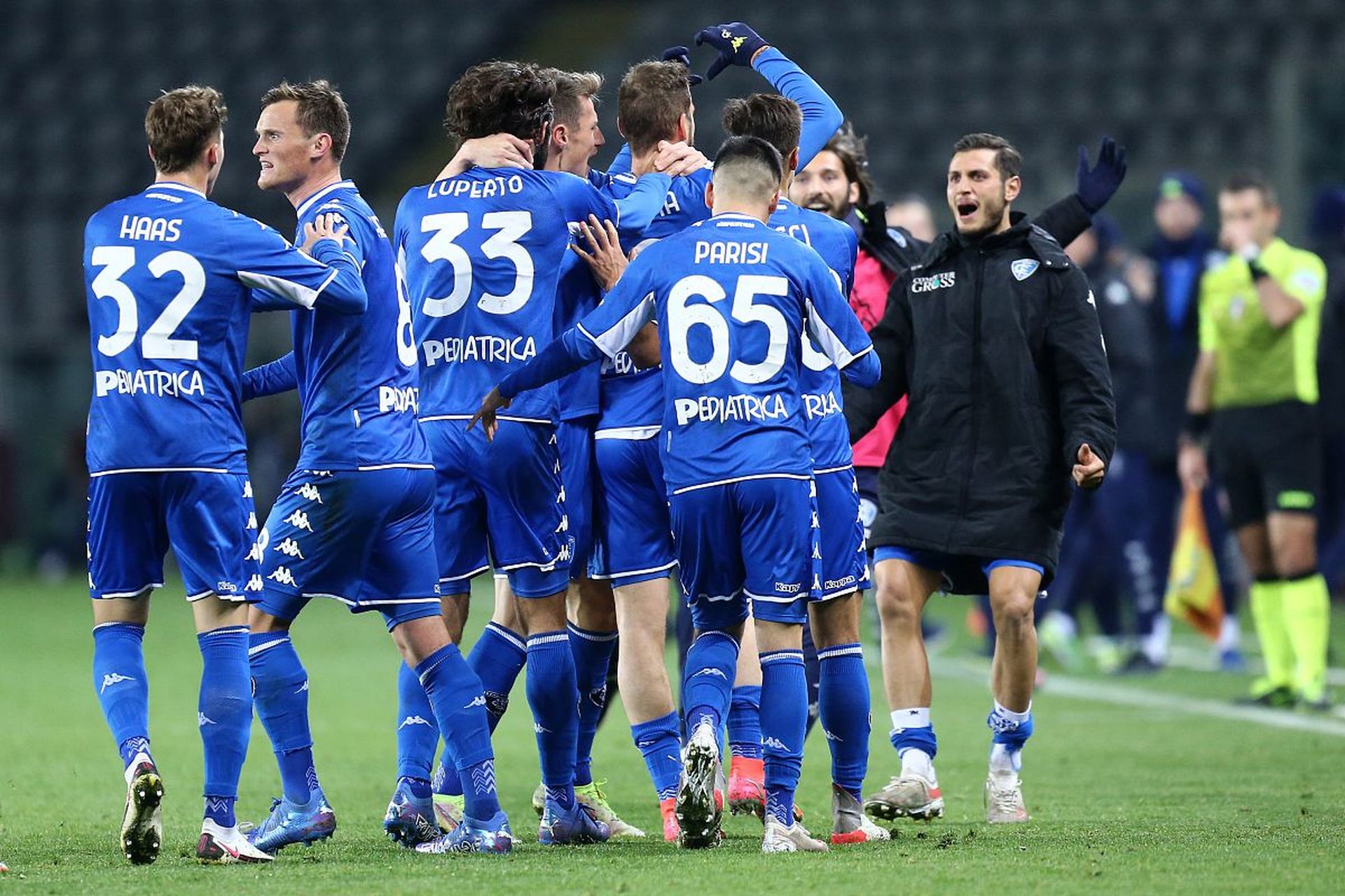 守最终捧杯 守最终捧杯