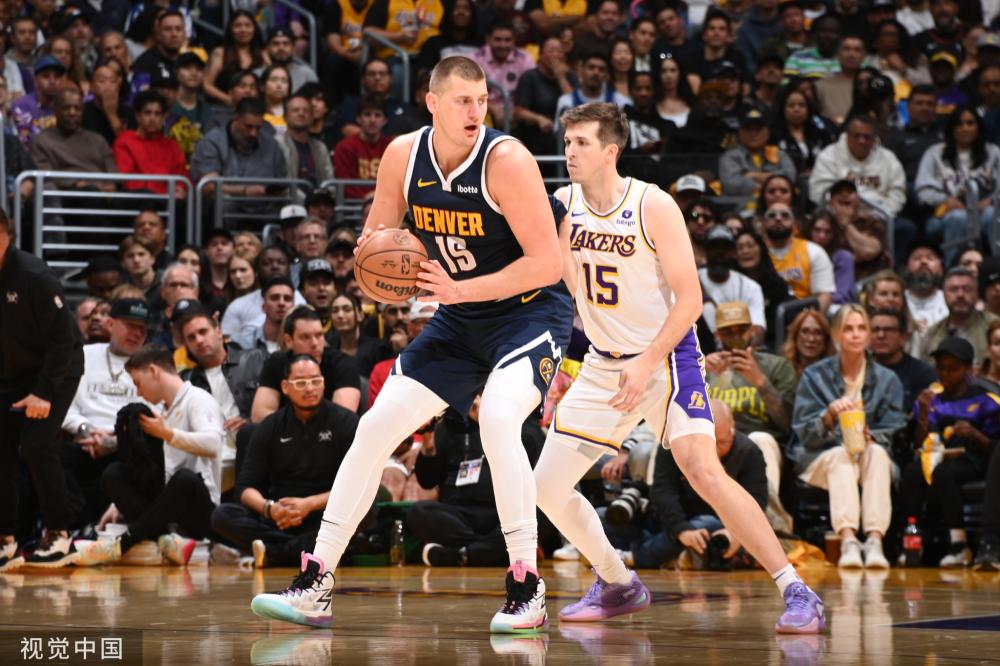 而他与个人 而他与个人